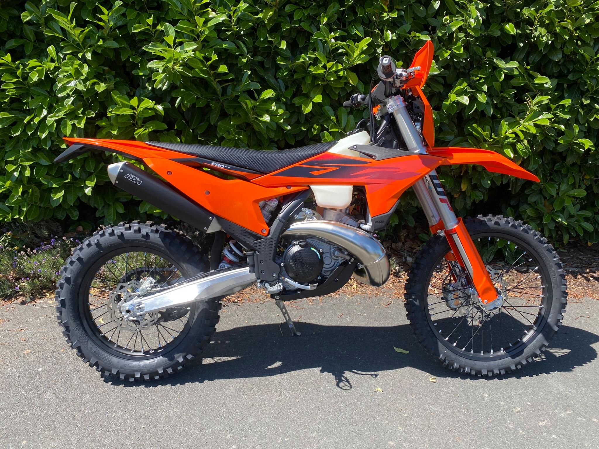 New KTM 250 XC-W
