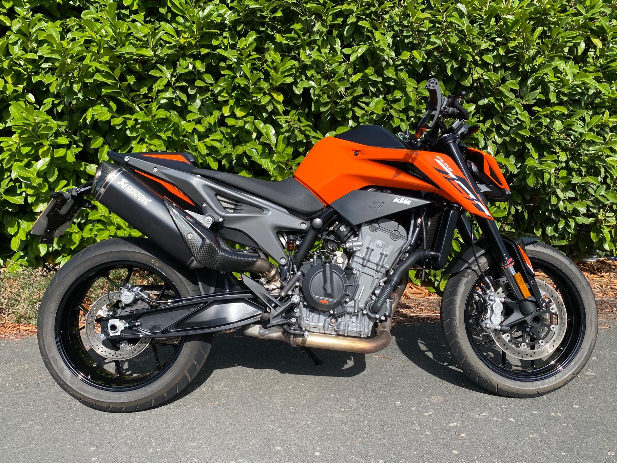 2025 KTM 790 Duke