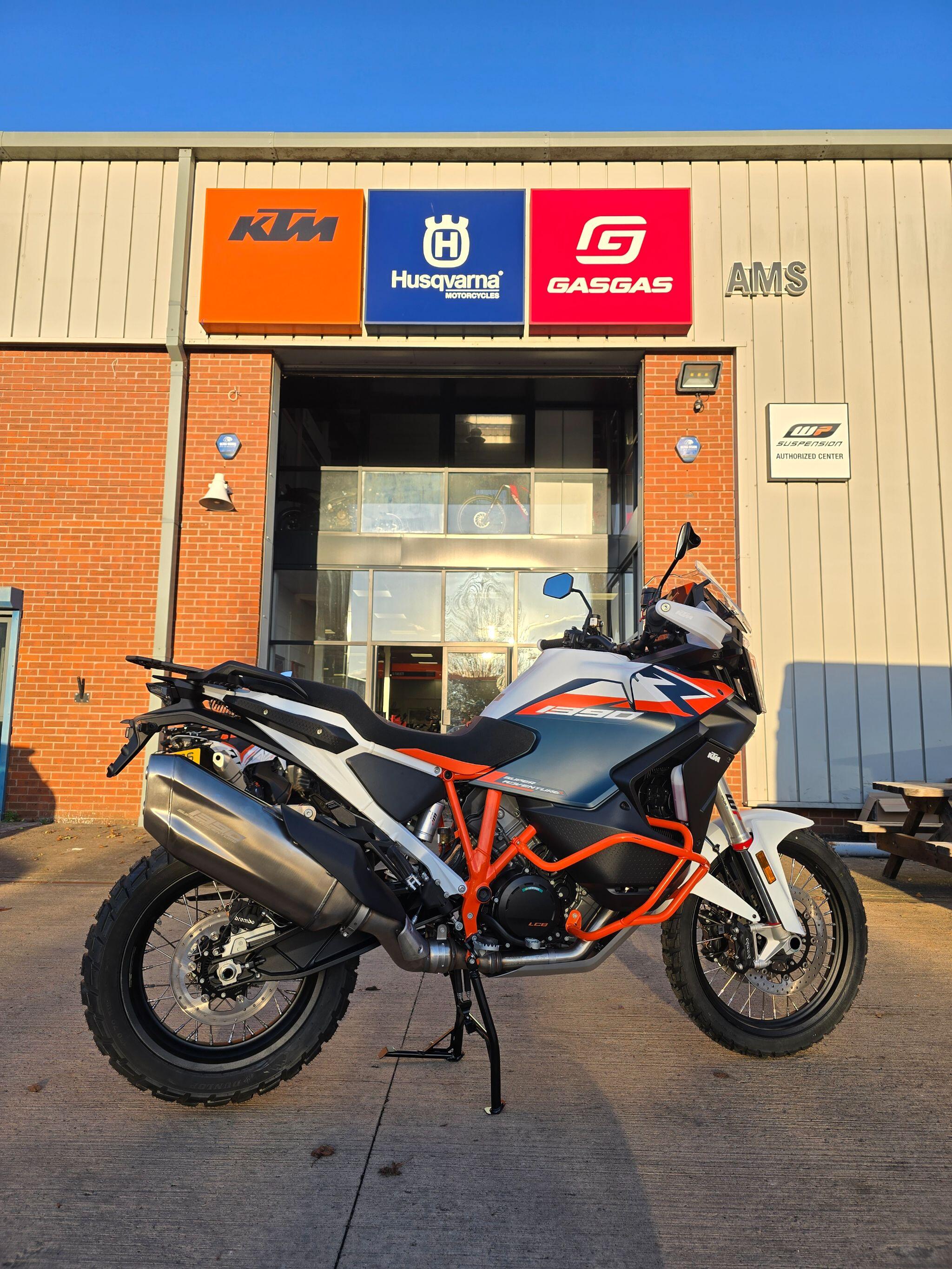 New KTM 1390 Super Adventure R