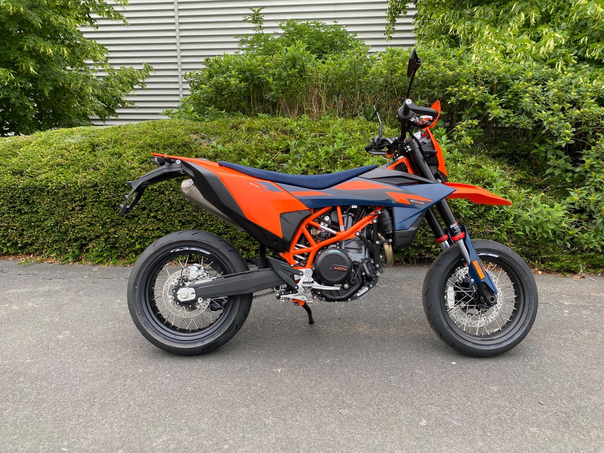New KTM 690 SMC R